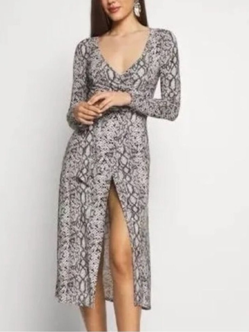 Good‎ American The Runaround Wrap Dress Python Print Black White Size Medium EUC